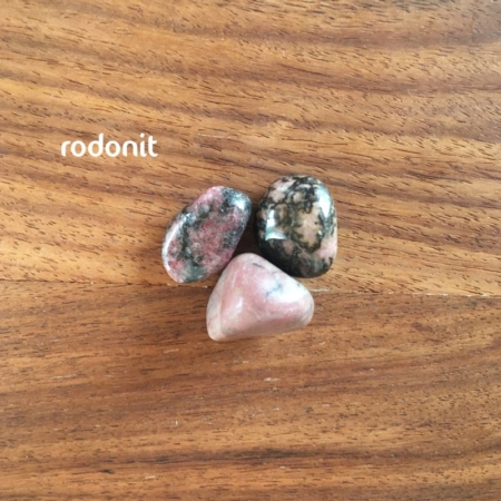Rodonit – doplněk pro Bachovy kapky – zesilující účinek